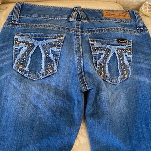 Seven blue jeans hardly worn.